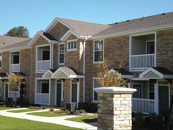 5th image of 1514 Continental Dr