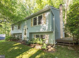 4 Landover Dr, Coatesville, PA 19320