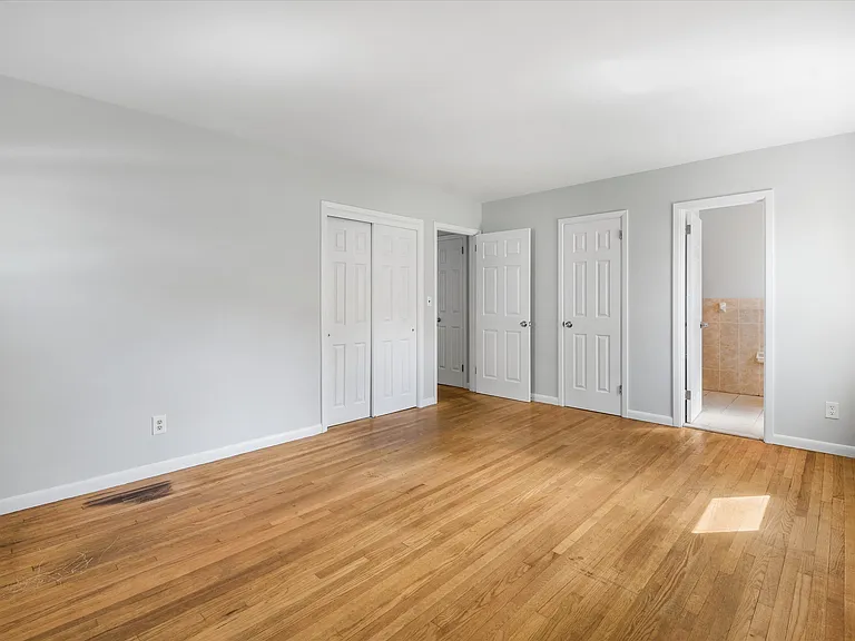 846 Hartsdale Rd — Photo 24