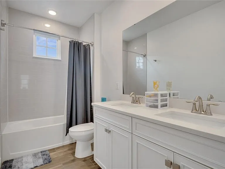 2069 Celebration Blvd — Photo 48