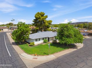 2436 W DAHLIA Drive, Phoenix, AZ 85029