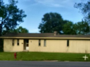 232 S Walnut St, Marshfield, MO 65706