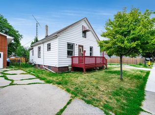 101 Mill St E, Leamington, ON N8H1S3