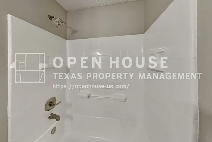 924 Rock Dove Cir — Photo 24