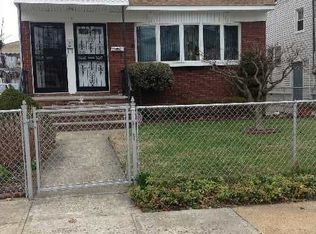 119 E Fairview Ave, Valley Stream, NY 11580