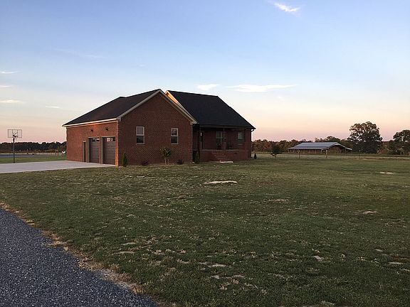 3rd image of 1306 County Road 392