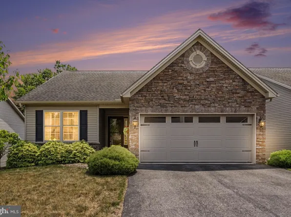 202 Drury Ln, Mechanicsburg, PA 17050