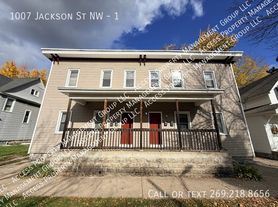 1007 Jackson St NW