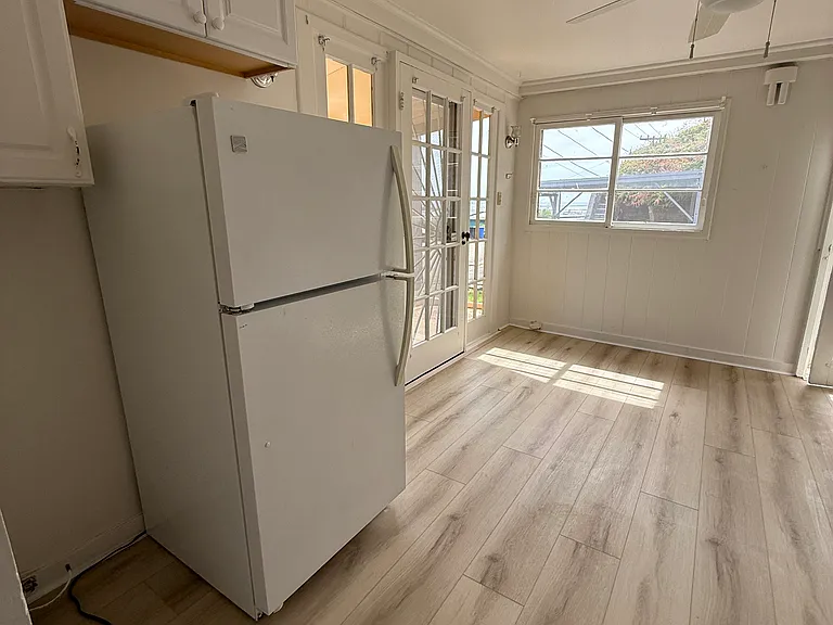 2304 Makanani Dr — Photo 2