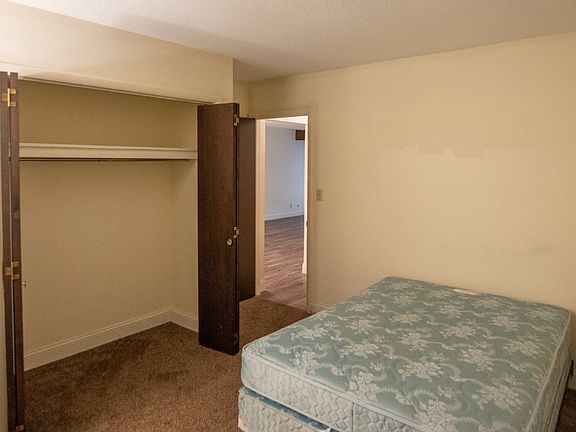 5th image of 701 Beech St APT B