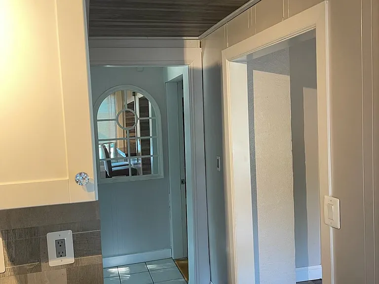 3 Battey Ave #3 — Photo 3