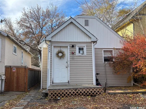 2332 Edgar Street, Regina, SK S4N 3L1