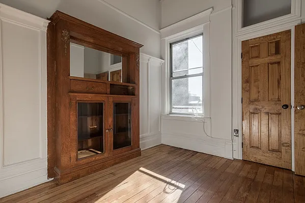 Rented by J & M Realty Services Corp (Management) | media 34