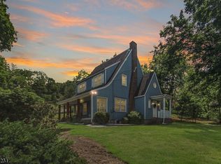 794 Uniontown Rd, Phillipsburg, NJ 08865