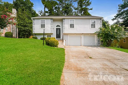 5020 Millers Gln Photo 1