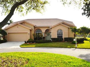 4090 Hearthstone Dr, Sarasota, FL 34238