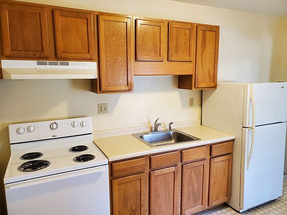 5th image of 39 Taylor St APT 3