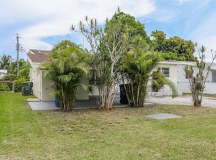 316 SW 8th St, Hallandale, FL 33009