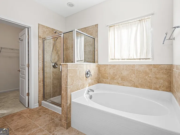 7911 Brass Lantern Dr — Photo 11