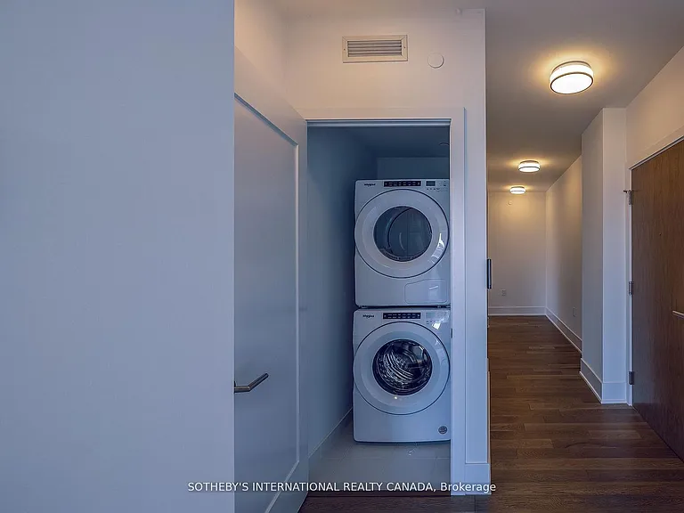 585 Bloor St E #4022 — Photo 6
