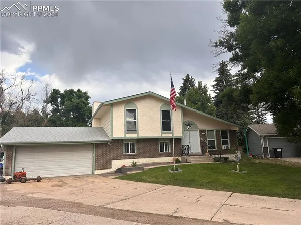 4605 N Enchanted Cir, Colorado Springs, CO 80917