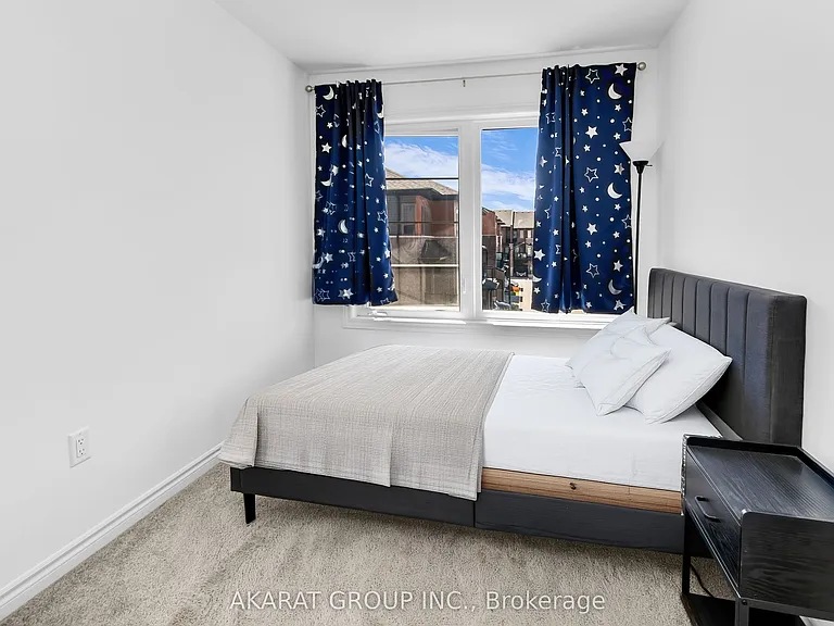 61 Soho St #68 — Photo 31