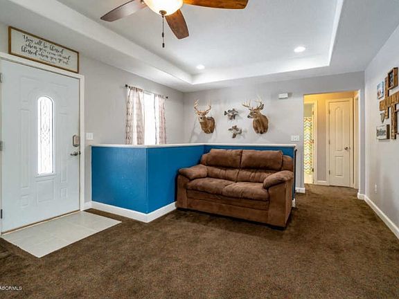 4th image of 694 Westminster Pl