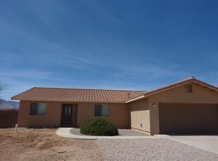 8254 S Coyote Song Ln, Hereford, AZ 85615
