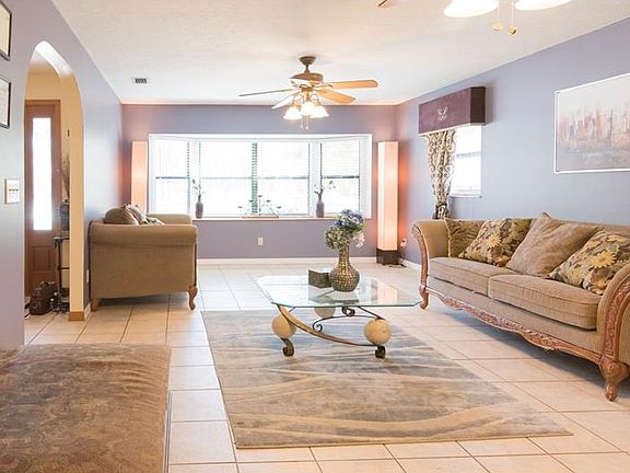 5th image of 32544 Knollwood Ln