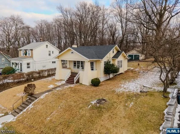 20 Terrace Ave, West Orange, NJ 07052