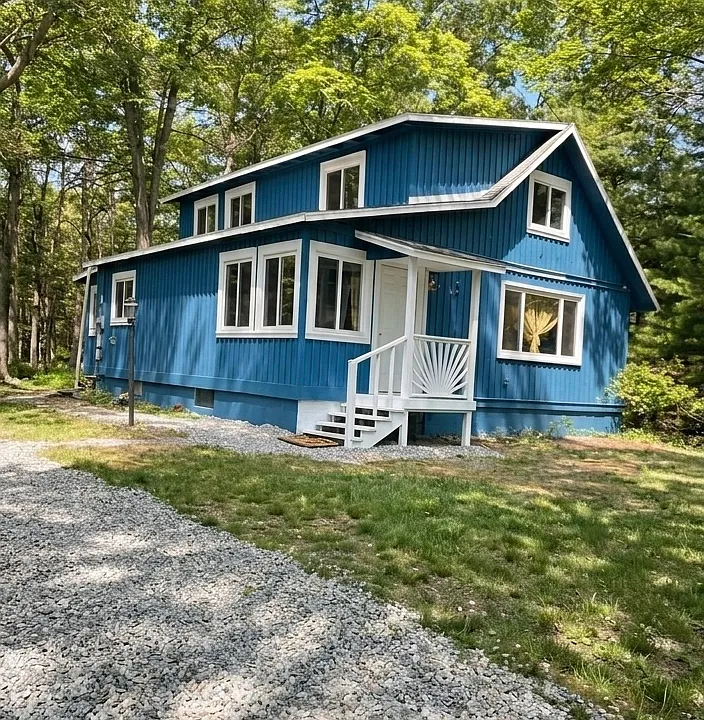 2985 N US Highway 23