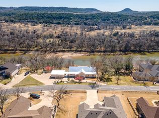 9700 Ravenswood Rd, Granbury, TX 76049