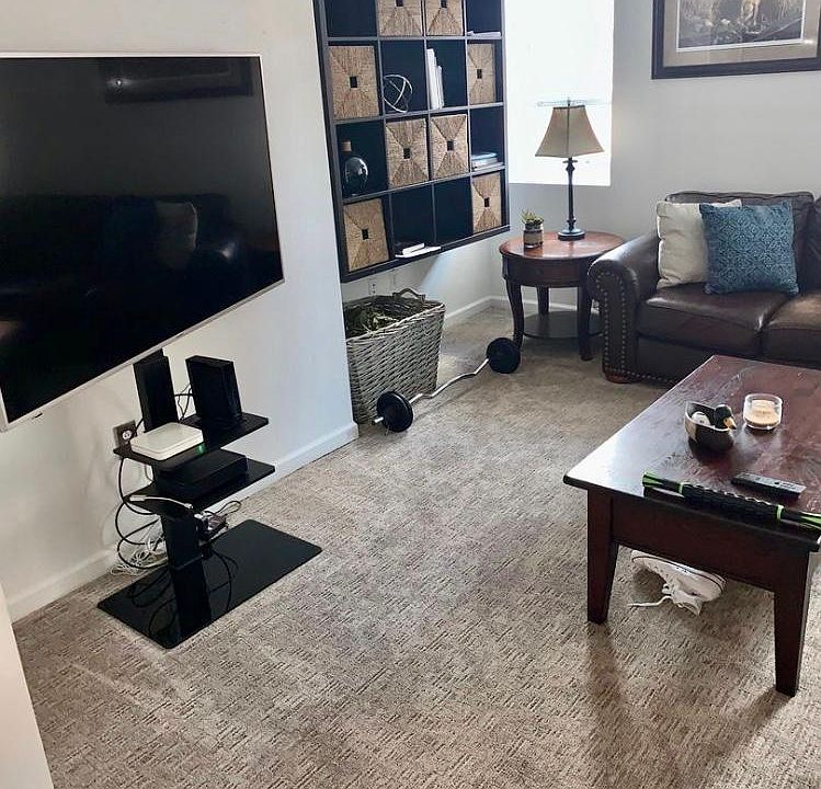 Living Room - wall shelving unit included