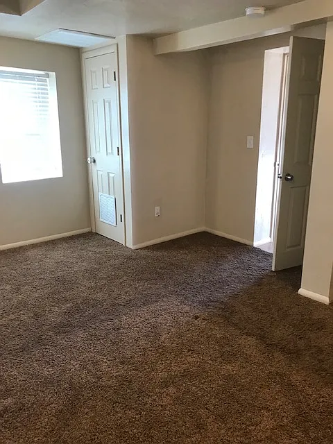 1 bed, 1000 sqft, $1,150 — Photo 4