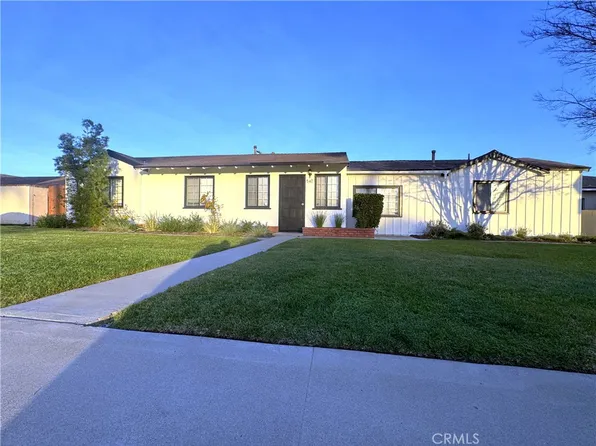 547 S Yorba St, Orange, CA 92869