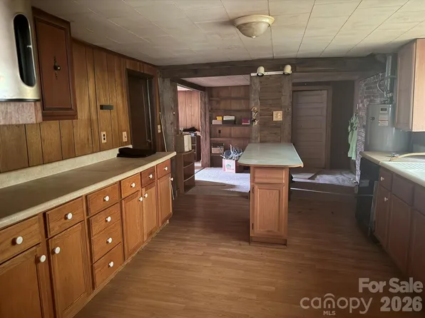 3102 Cove Rd, Union Mills, NC 28167