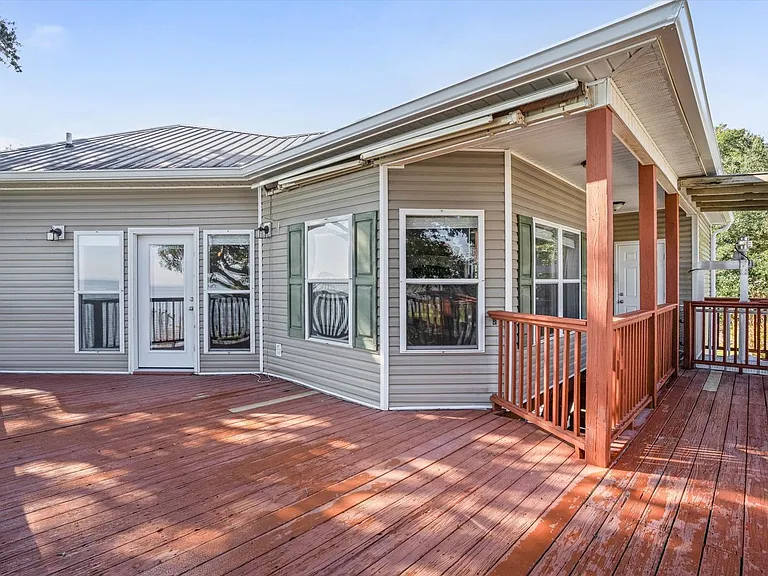3917 Bay Front Rd — Photo 16