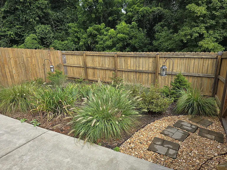 508 Rock Cliff Ct — Photo 18