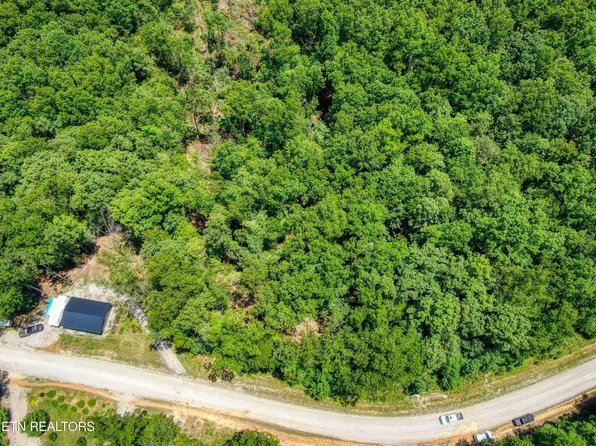 Spruce Creek Dr, Jamestown, TN 38556