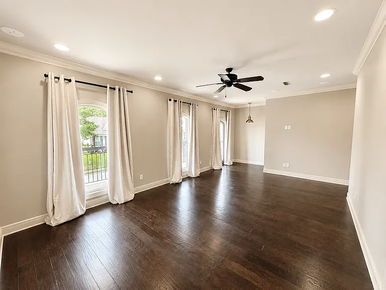 210 Royale Orleans Ct — Photo 15