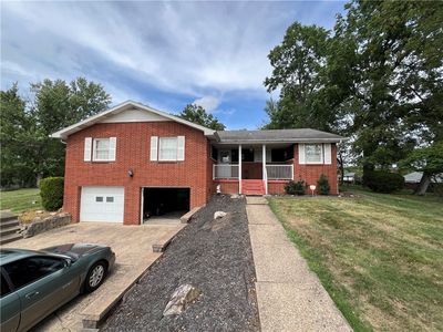 29 Rosemary Ln, South Park, PA, 15129