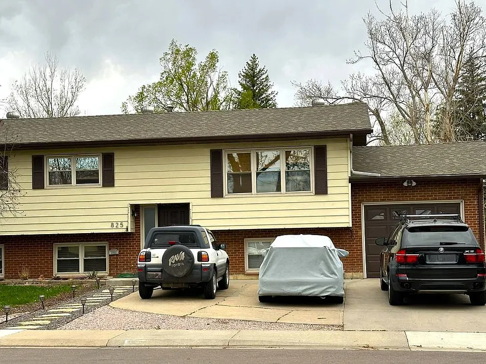 825 Timber Ln