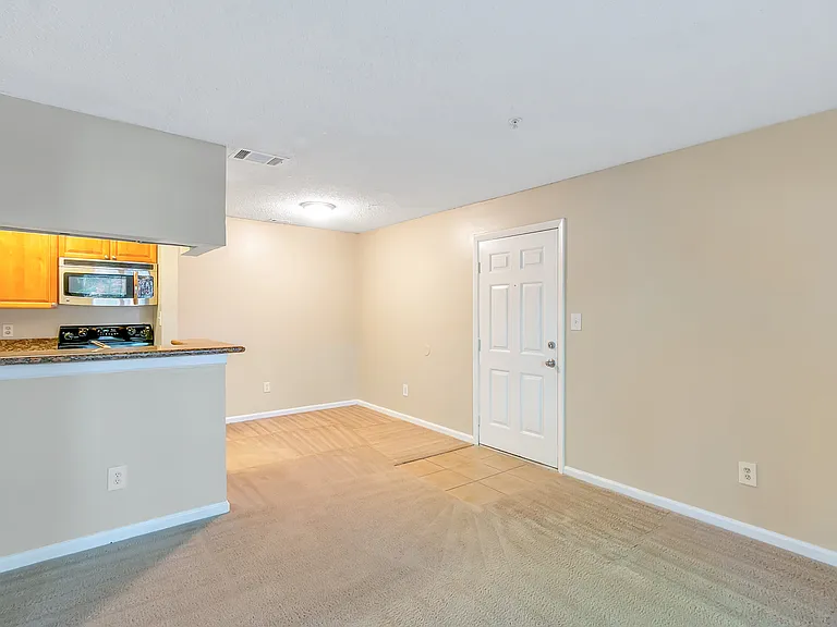 208 Afton Sq #105 — Photo 13