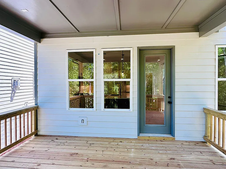 1225 Westshore Dr — Photo 11