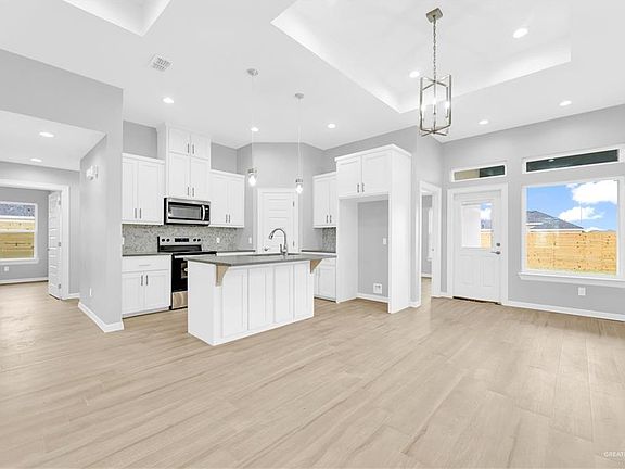 2nd image of 3401 E Marbury St