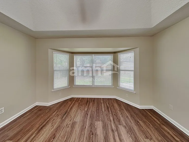 1224 Belhaven Ln — Photo 11