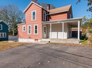 860 Harris Ave, Woonsocket, RI 02895
