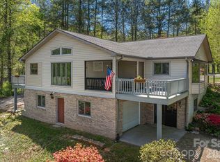 431 Pleasant Grove Rd, Hendersonville, NC 28739