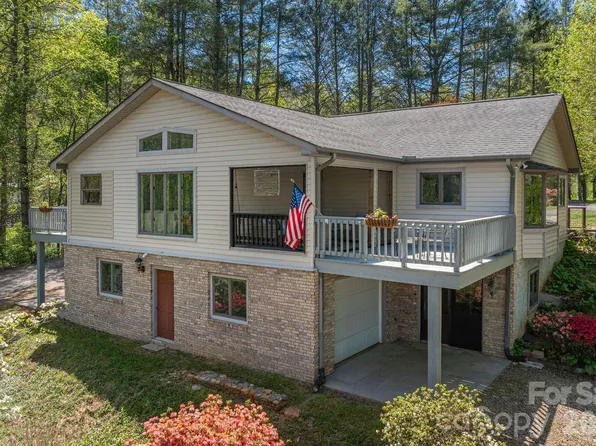 431 Pleasant Grove Rd, Hendersonville, NC 28739