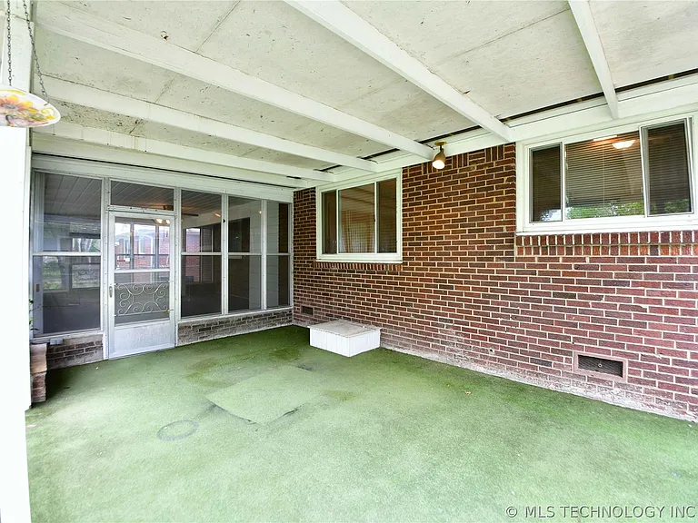 3707 E 29th St — Photo 21